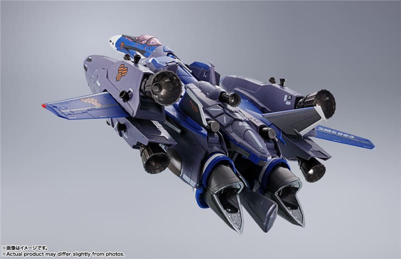 DX CHOGOKIN MACROSS - VF-25G SUPER MESSIAH VALKYRIE BLANC REV