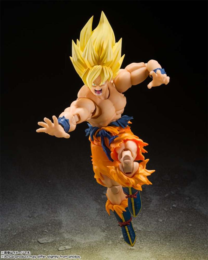 S.H. FIGUARTS - DRAGON BALL Z SON GOKU LEGENDARY SUPER SAIYAN