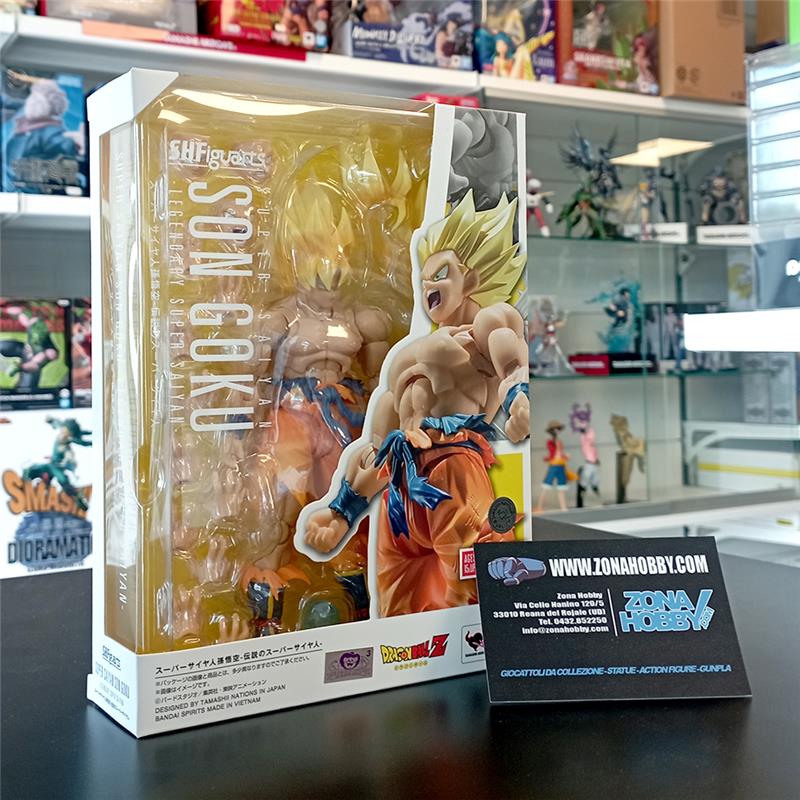 S.H. FIGUARTS - DRAGON BALL Z SON GOKU LEGENDARY SUPER SAIYAN