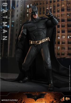1/6 DC COMICS: BATMAN BEGINS - BATMAN EXCLUSIVE