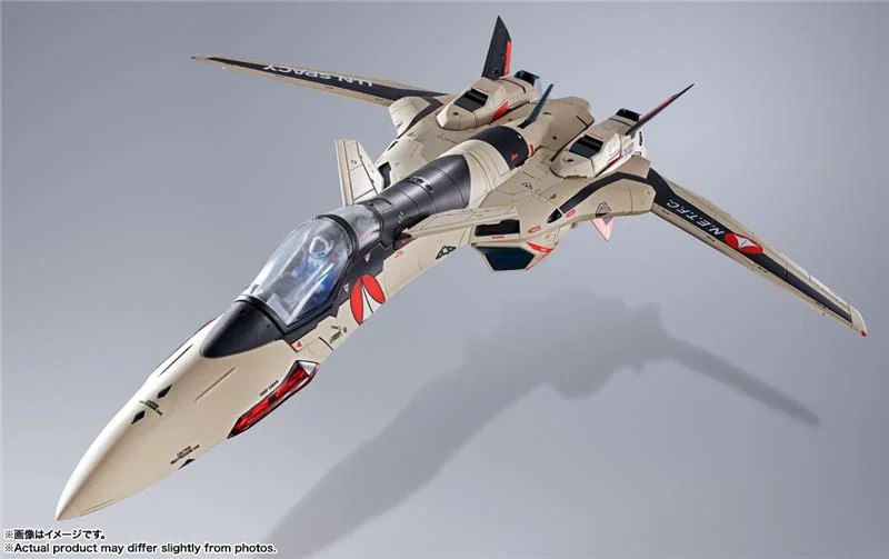 DX MACROSS PLUS - YF-19 EXCALIBUR ISAMU ALVA