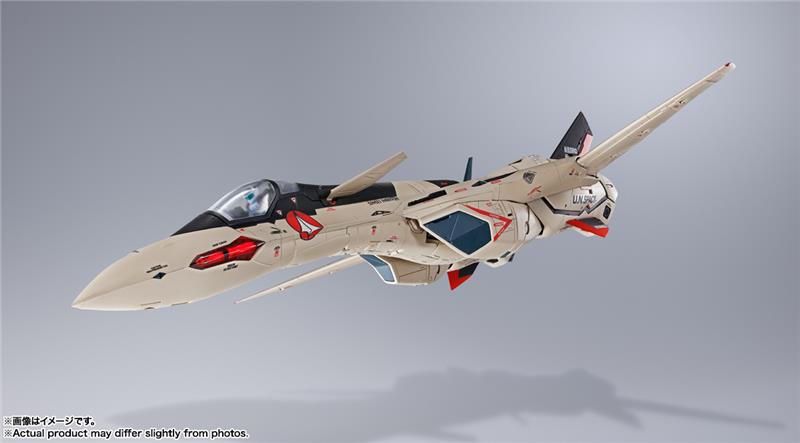 DX MACROSS PLUS - YF-19 EXCALIBUR ISAMU ALVA
