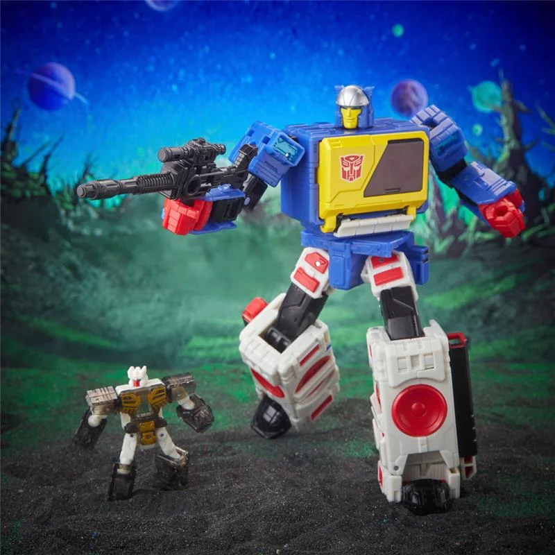 TRANSFORMERS GENERATIONS LEGACY EVOLUTION VOYAGER CLASS TWINCAST AND AUTOBOT REWIND