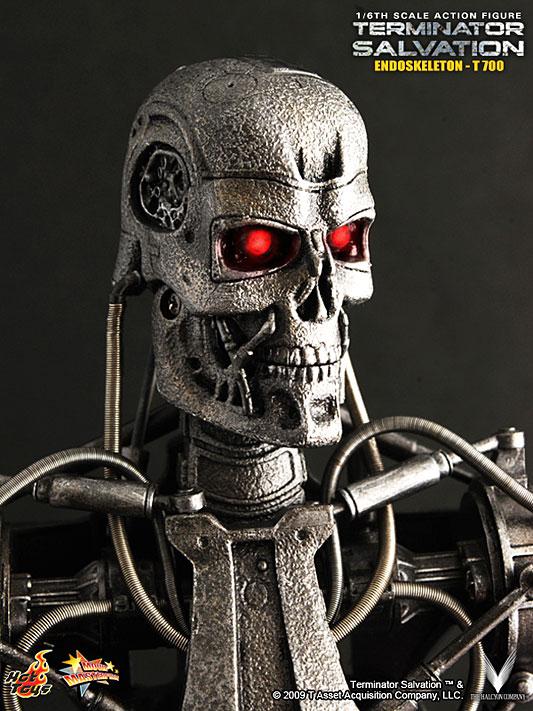 1/6 HOT TOYS - TERMINATOR SALVATION ENDOSKELETON T-700