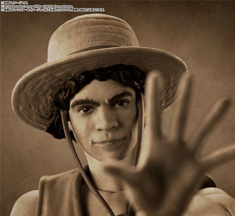 S.H. FIGUARTS - ONE PIECE NETFLIX MONKEY D.LUFFY