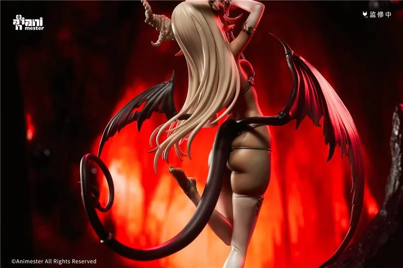 1/7 LITTLE DEMON MOEMOEKO