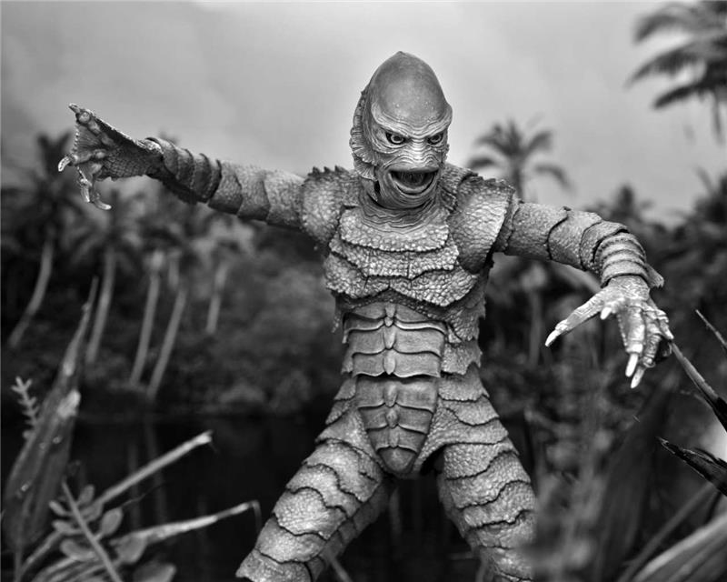 NECA - UM CREATURE BLACK LAGOON ULT B&W