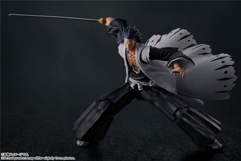 S.H. FIGUARTS - BLEACH 1000 YEAR KENPACHI ZARAKI
