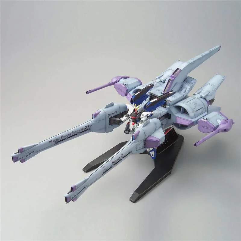 1/144 HG METEOR UNIT CON FREEDOM GUNDAM