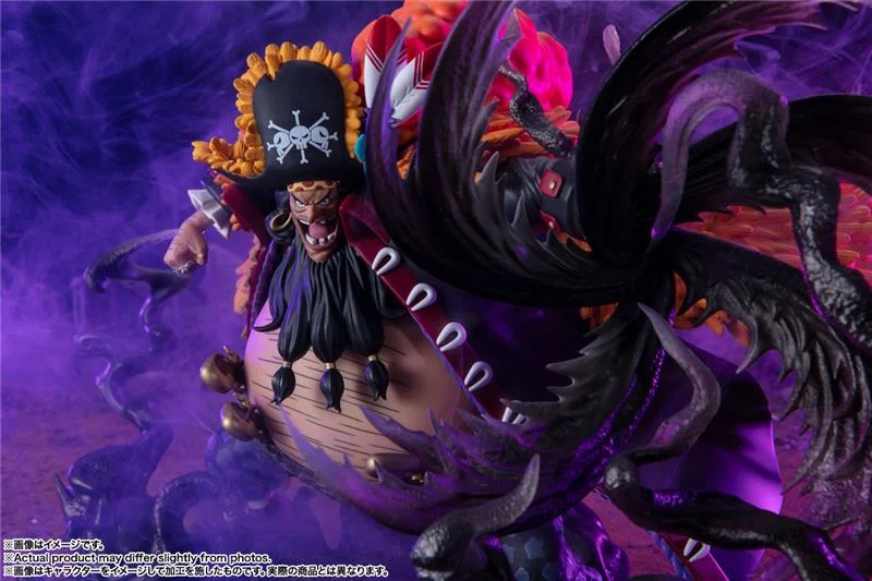 FIGUARTS ZERO - ONE PIECE ZERO MARSHALL D TEACH KUROUZU