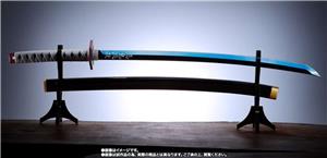 bandai-proplica-demon-slayer-nichirin-sword-giyu-tomioka