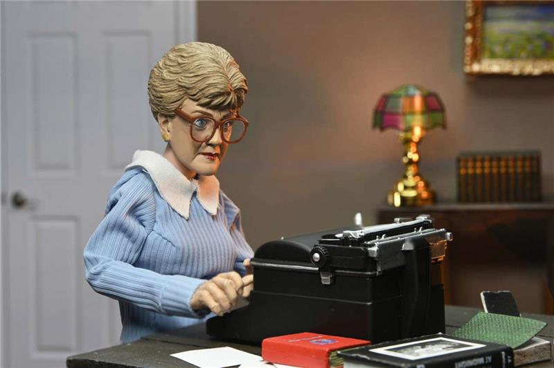 NECA - MURDER SHE WROTE JESSICA FLETCHER CLOTHED