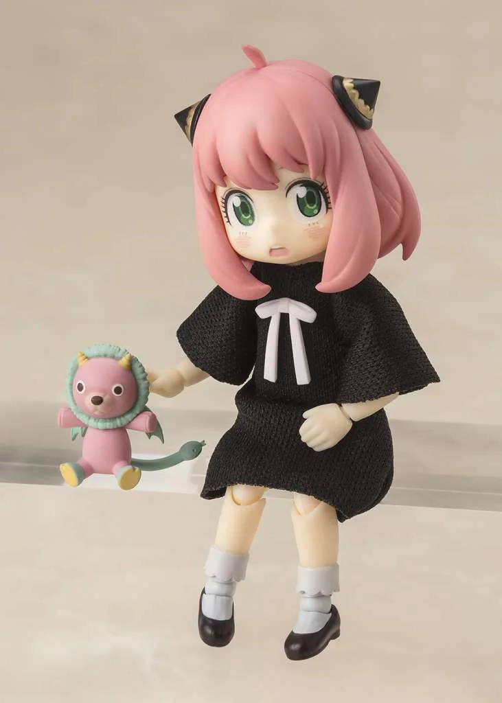 S.H. FIGUARTS - SPYXFAMILY ANYA FORGER DRESS