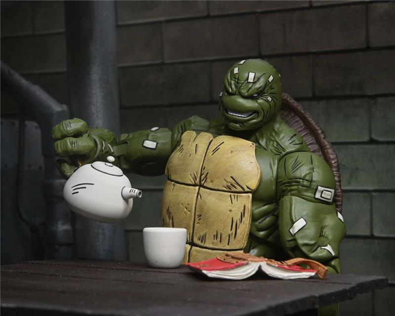 NECA - TMNT LAST RONIN BATTLE DAMAGED RONIN