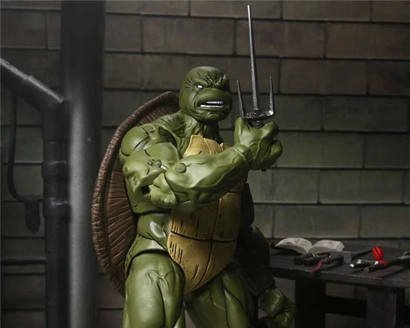 NECA - TMNT LAST RONIN BATTLE DAMAGED RONIN