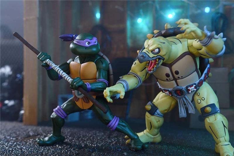 NECA - TMNT CARTOON ULTIMATE DONATELLO VHS