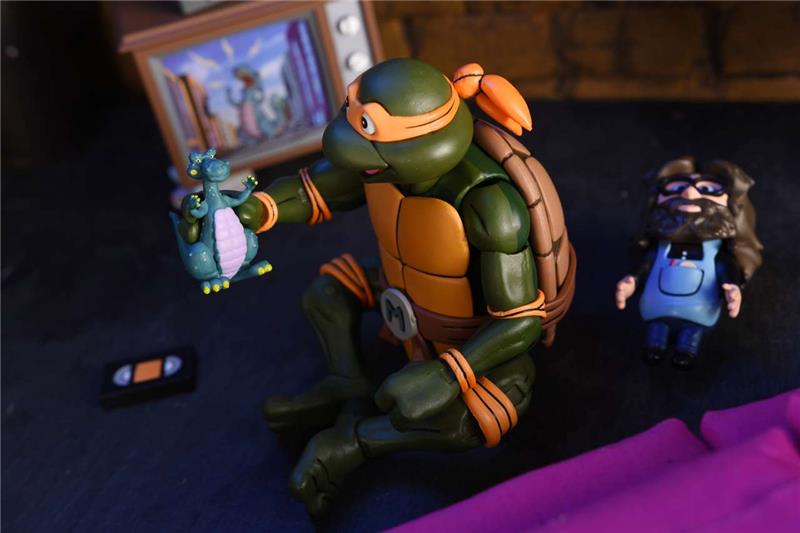 NECA - TMNT CARTOON ULTIMATE MICHELANGELO VHS