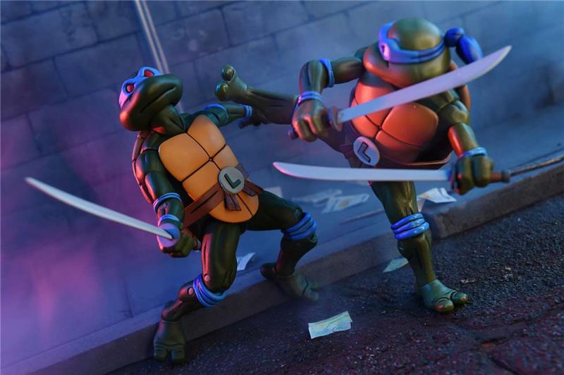 NECA - TMNT CARTOON ULTIMATE LEONARDO VHS