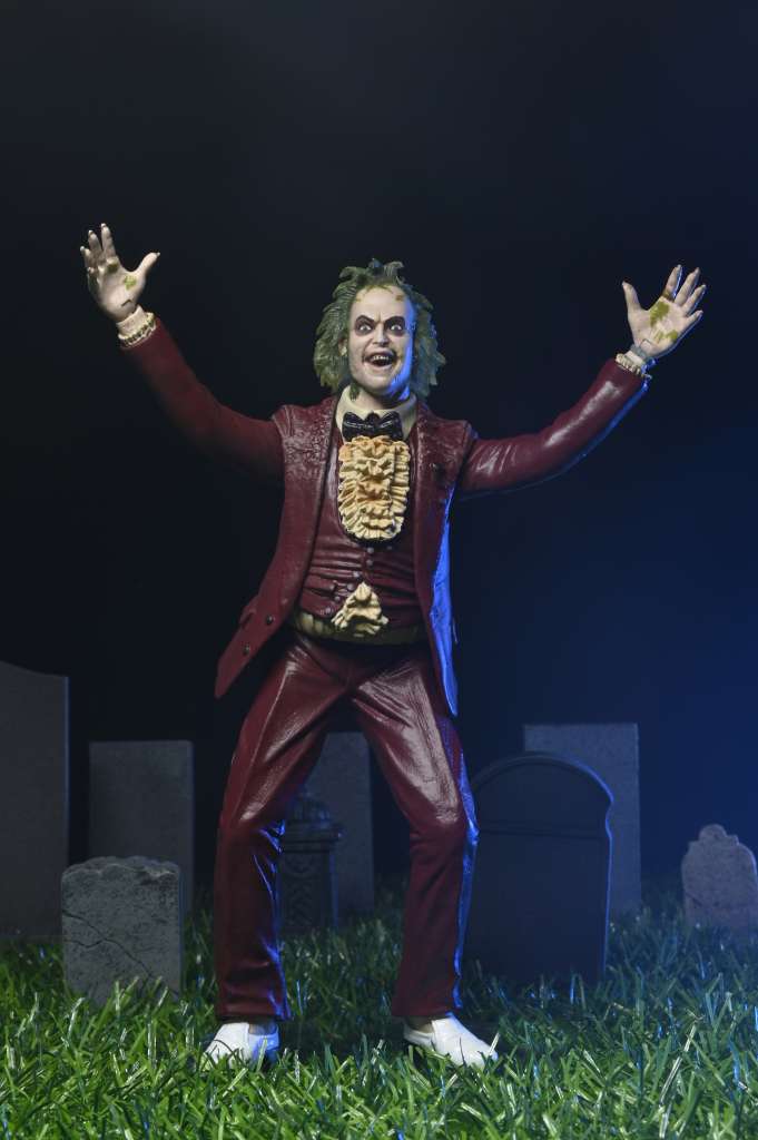 NECA - BEETLEJUICE 1988 RED TUXEDO