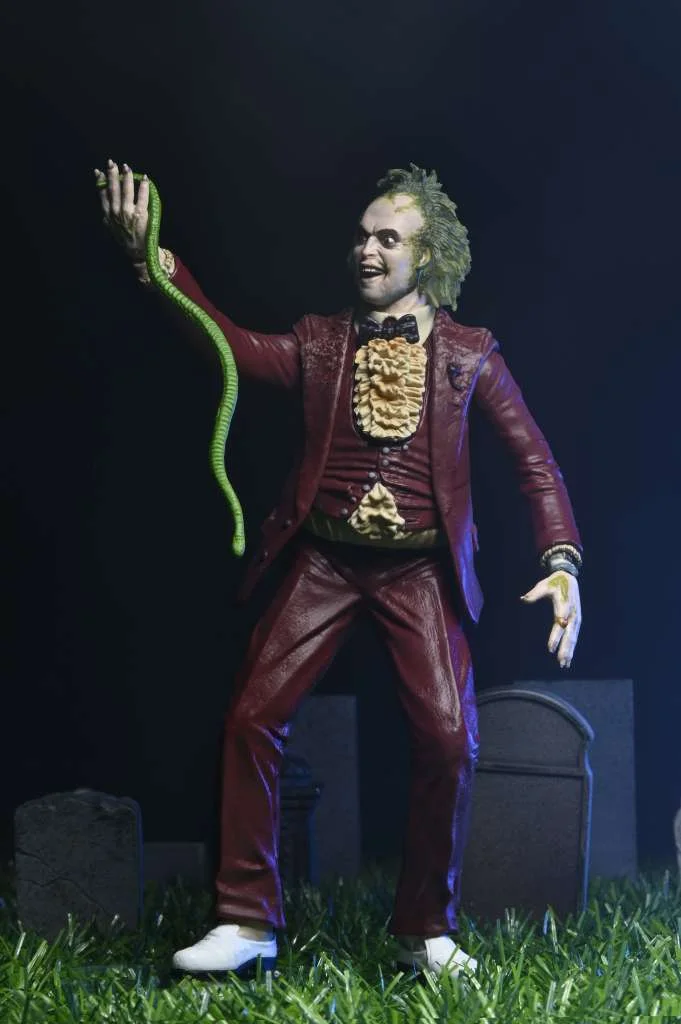 NECA - BEETLEJUICE 1988 RED TUXEDO