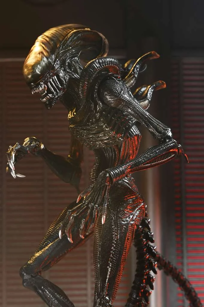 ALIEN ROMULUS SCORCHED XENOMORPH ULTIMATE