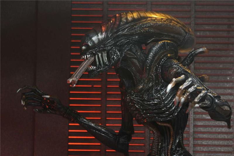 ALIEN ROMULUS SCORCHED XENOMORPH ULTIMATE
