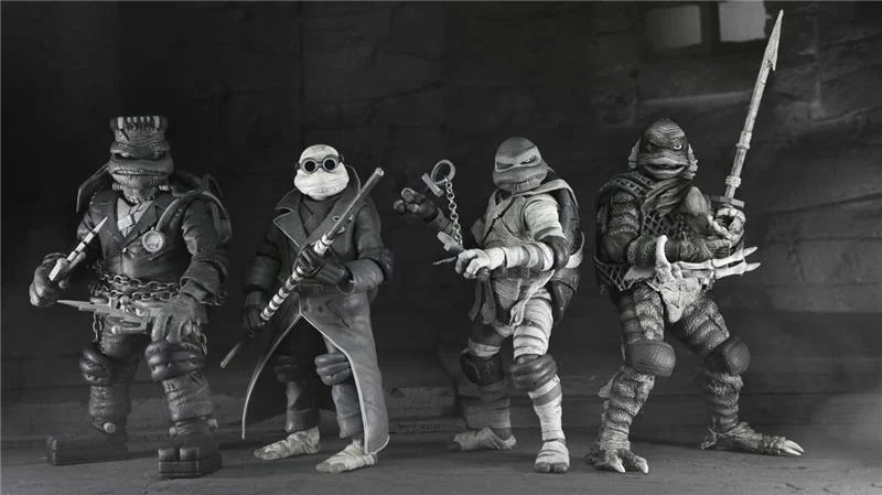 UM X TMNT TURTLES BLACK & WHITE 4PACK AF