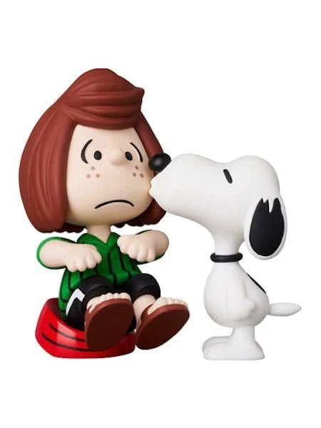 PEANUTS UDF MINI FIGURE PEPPERMINT PATTY & SNOOPY
