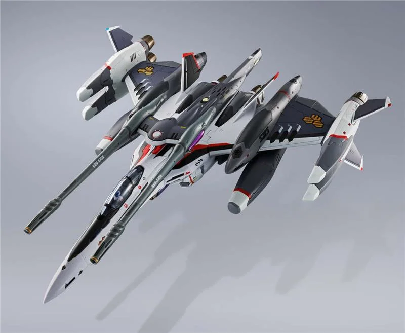 DX MACROSS VF-25F TORNADO MESSIAH VALKYRIE ALTO SAOTOME USE REV VER
