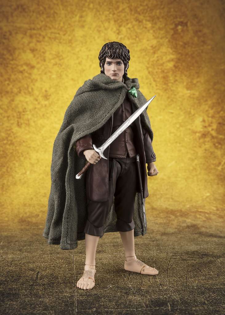 S.H. FIGUARTS - LORD OF THE RINGS FELLOWSHIP FRODO BAGGINS & GOLLUM SET