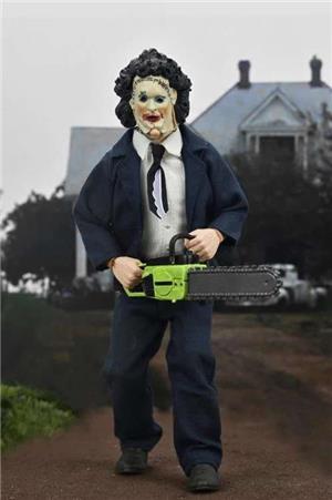 neca-texas-chainsaw-massacre-50th-ann-leatherface-pretty-woman