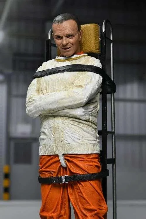NECA - SILENCE OF THE LAMB DR HANNIBAL LECTER MASKED