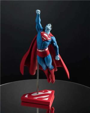 mcfarlane-superman-red-blue-gfrank-statue