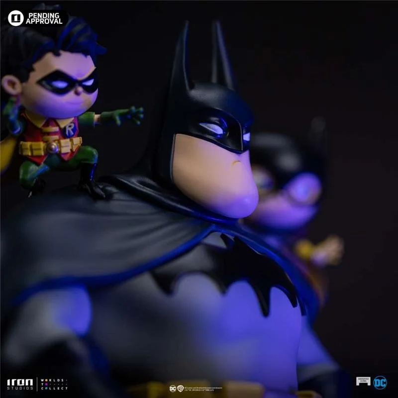 BATMAN FAMILY ANIMATED ICONS STATUE