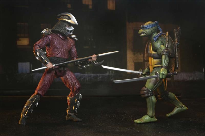 NECA - TMNT 1990 ROOF TOP BATTLE SHREDDER VS LEO 2-PACK