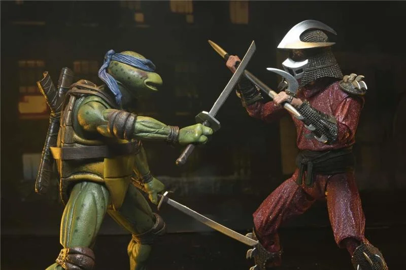 NECA - TMNT 1990 ROOF TOP BATTLE SHREDDER VS LEO 2-PACK