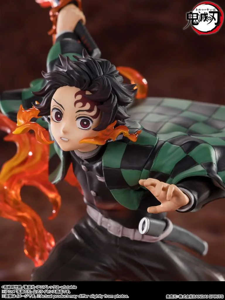 FIGUARTS ZERO - DEMON SLAYER TANJIRO KAMADO KYOJURO RENGOKU SWORD GUARD