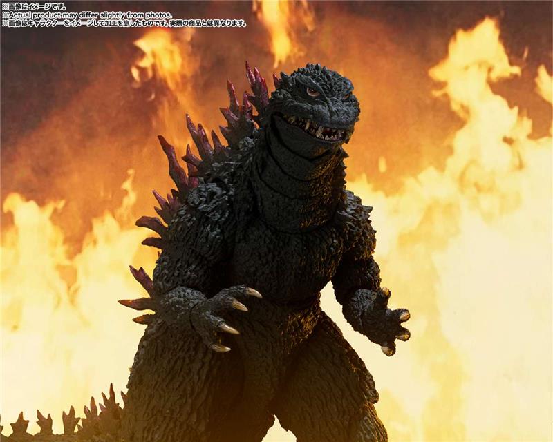 S.H. MONSTERARTS - GODZILLA 2000 GODZILLA VS. MEGAGUIRUS