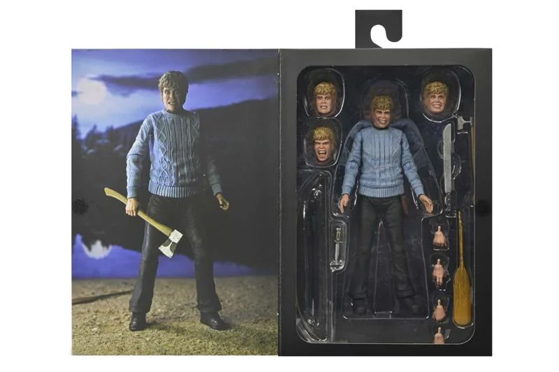 NECA - FRIDAY THE 13TH PAMELA VOORHEES ULT