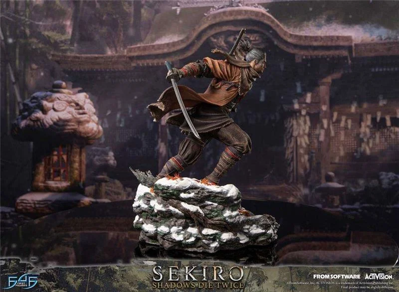 SEKIRO SHADOWS DIE TWICE - SEKIRO STATUE