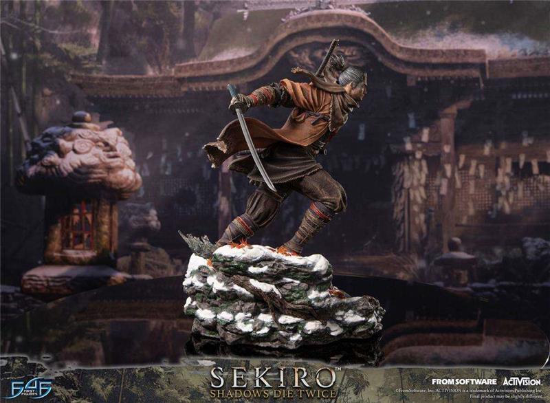 SEKIRO SHADOWS DIE TWICE - SEKIRO STATUE