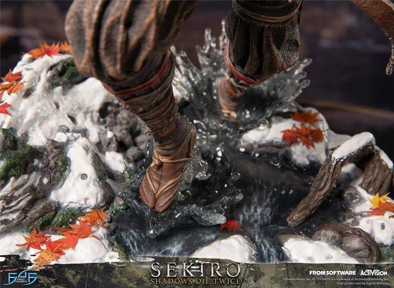 SEKIRO SHADOWS DIE TWICE - SEKIRO STATUE