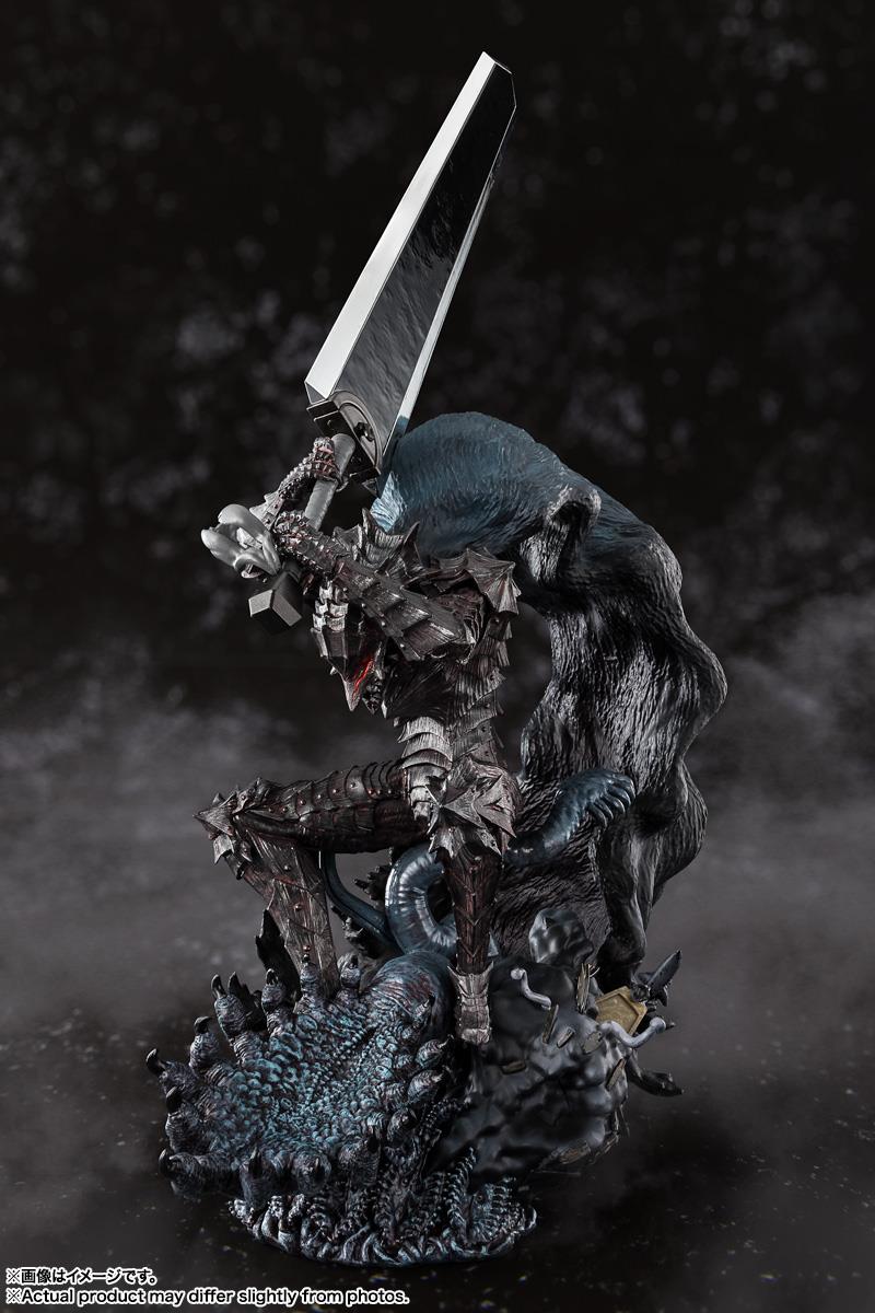 FIGUARTS ZERO BERSERK - GUTS BERSERKER ARMOR TOUCHE METALLIQUE