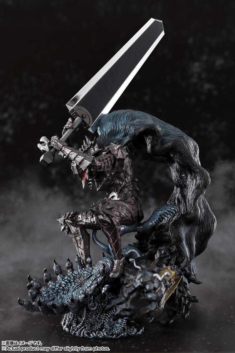 FIGUARTS ZERO BERSERK - GUTS BERSERKER ARMOR TOUCHE METALLIQUE
