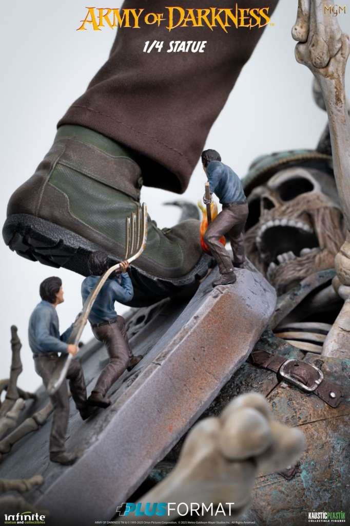 1/4 PLUS FORMAT STATUE - ARMY OF DARKNESS ASH