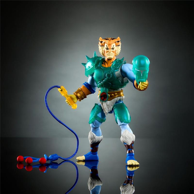 MASTERS OF THE UNIVERSE X THUNDERCATS ACTION FIGURE TYGRA