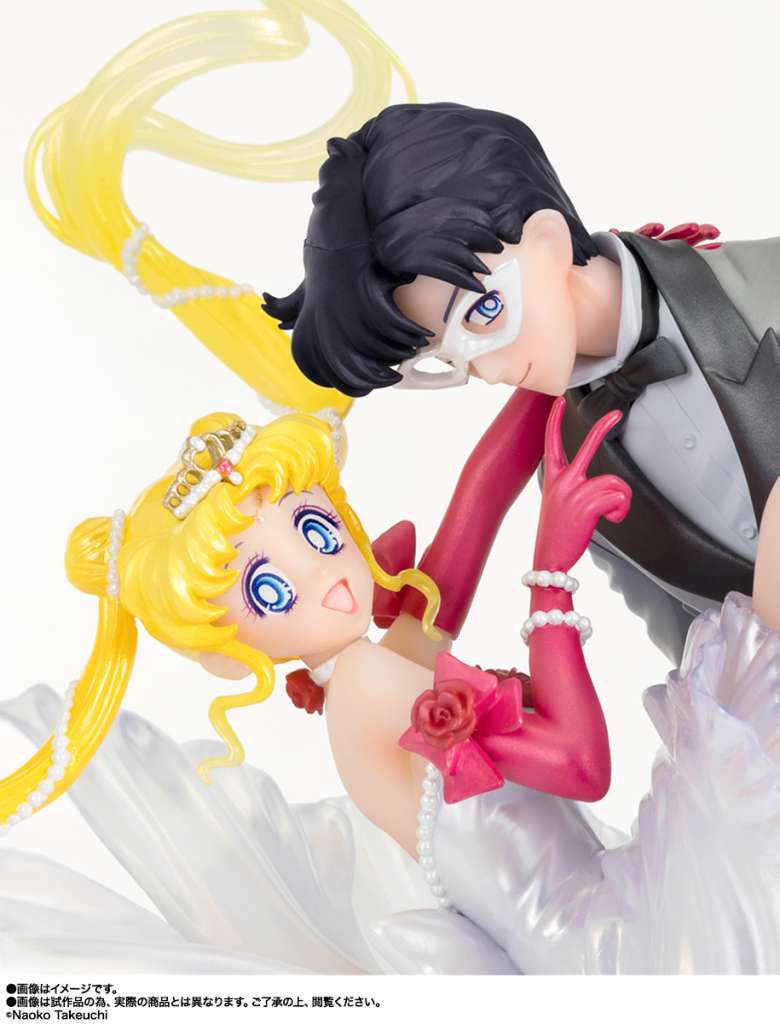 FIGUARTS ZERO CHOUETTE - SAILOR MOON USAGI E TUXEDO MASK MOONLIGHT GLOW ED