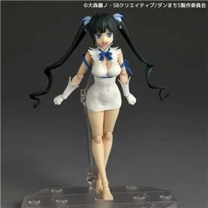 kaiyodo-revoltech-danmachi-is-it-wrong-to-try-to-pick-up-girls-in-a-dungeon-hestia