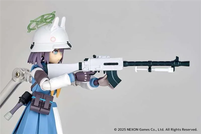REVOLTECH BLUE ARCHIVE SAKI