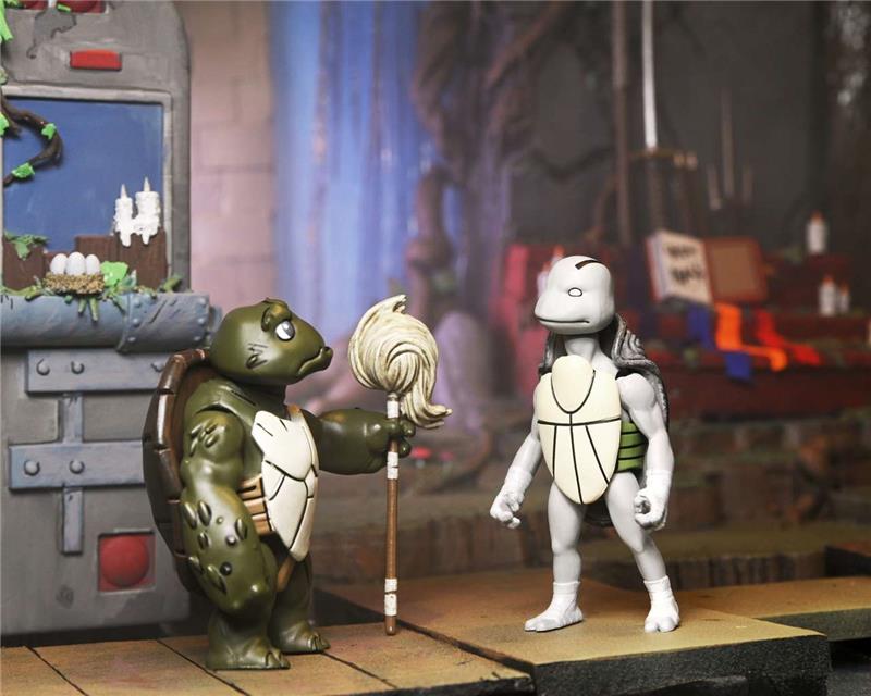 TMNT LAST RONIN CASEY MARIE WITH BABY ODYN AND UNO